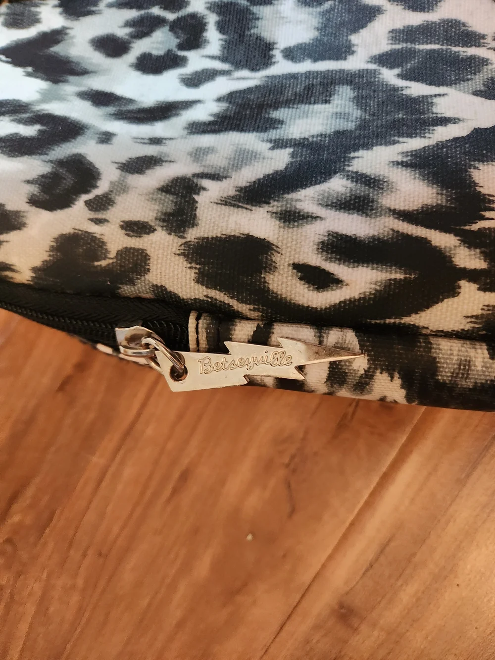 Betsey Johnson Black White Leopard Print Laptop Bag 13x15
